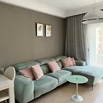 L&b Modern * Avlonya