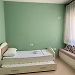 L&b Modern *