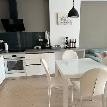 Apartment L&b Modern *