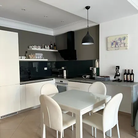 Apartment L&b Modern Vlore